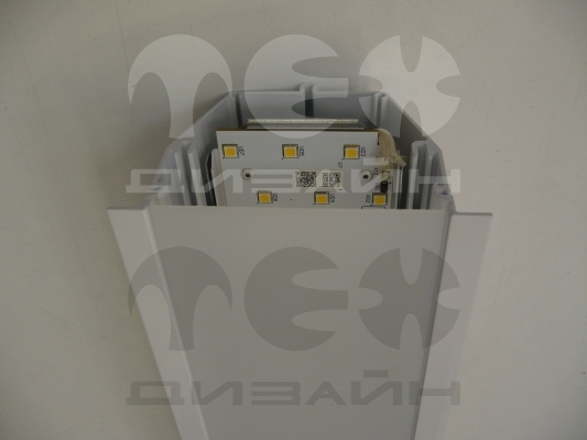 Линейный светодиодный светильник LINER/R DR LED 900 W 4000К